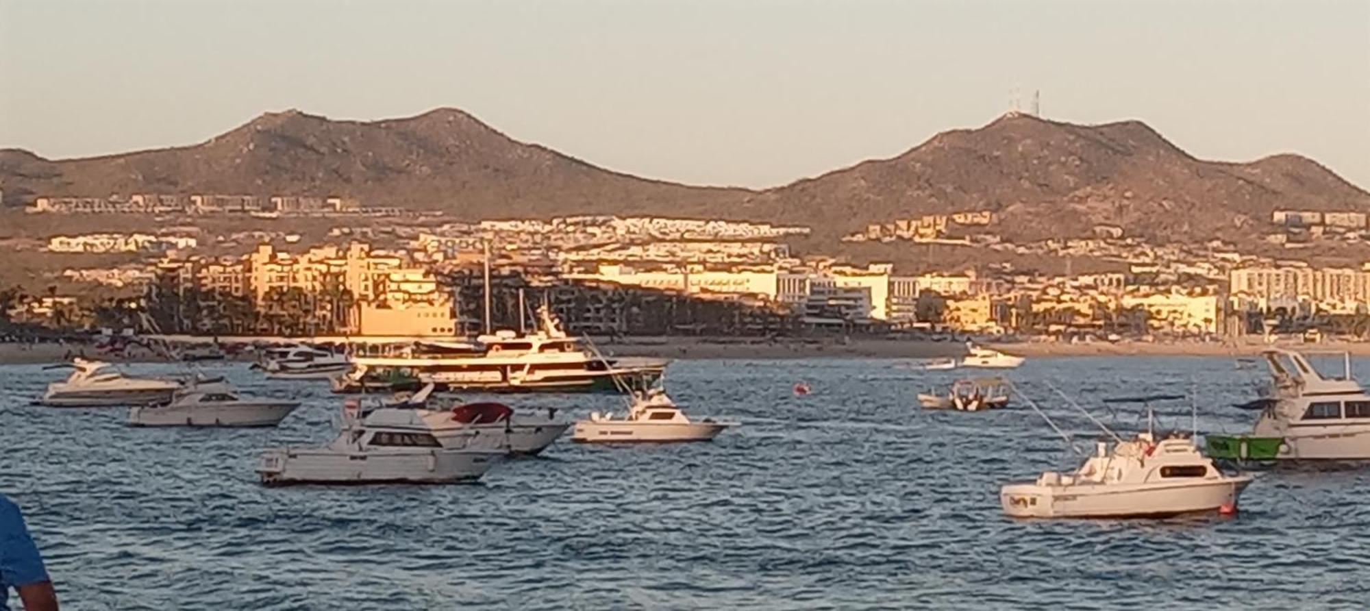Marina Js Resort *