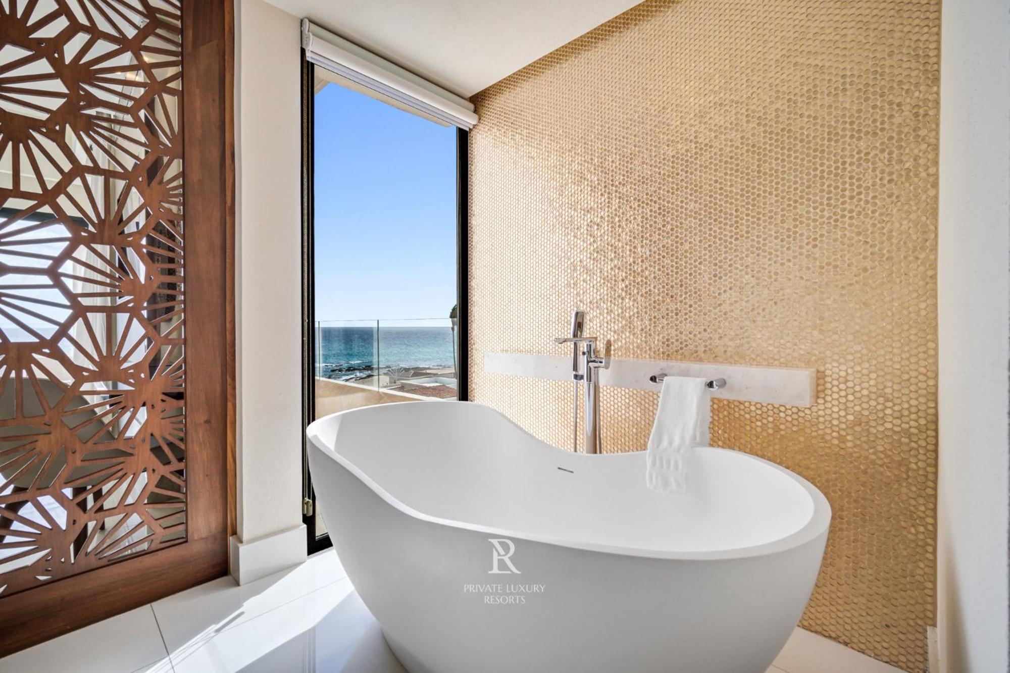Three Bdr Ocean Front Lockoff - La Valencia Resort Cabo San Lucas