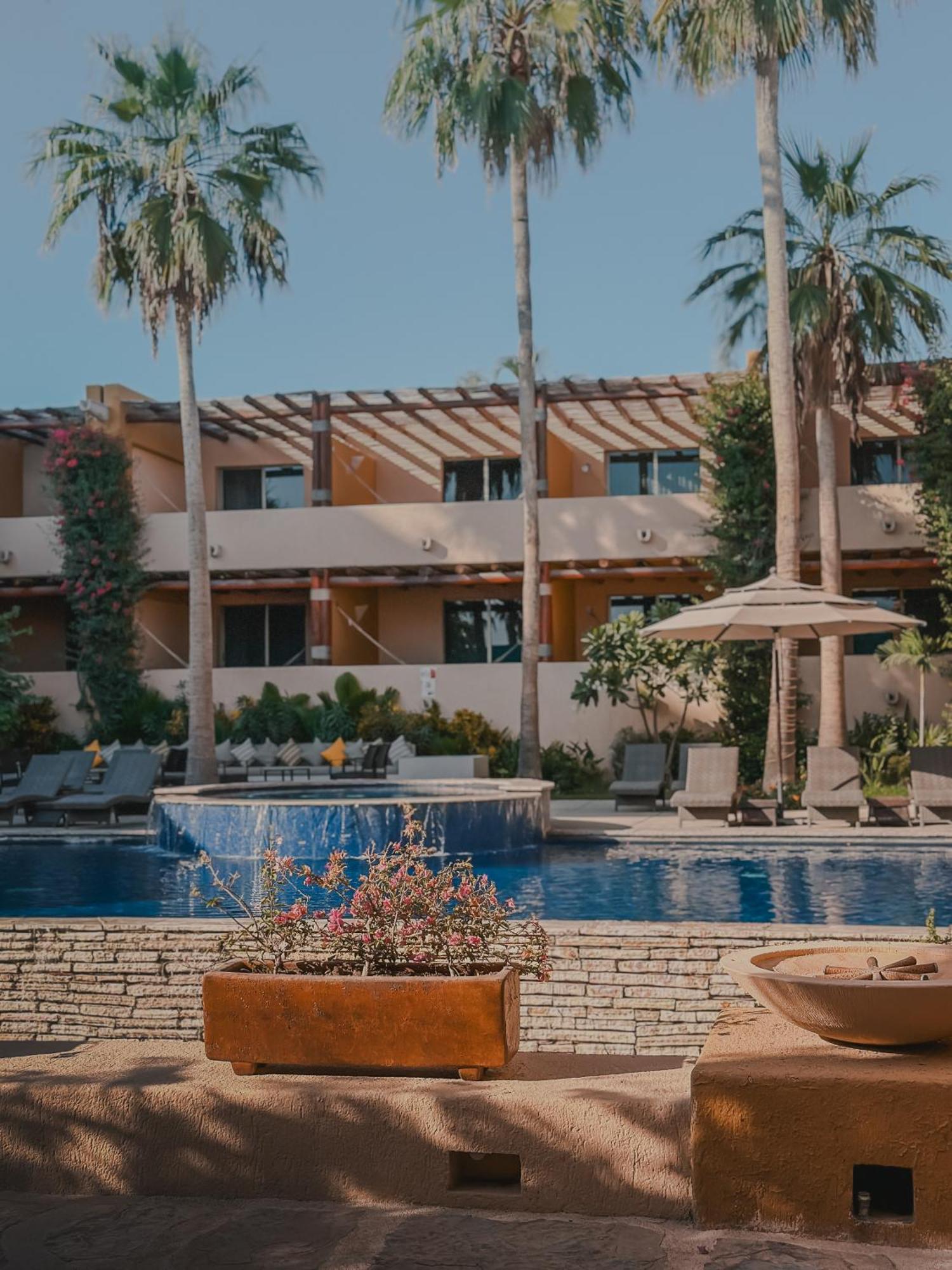 Patios Hotel