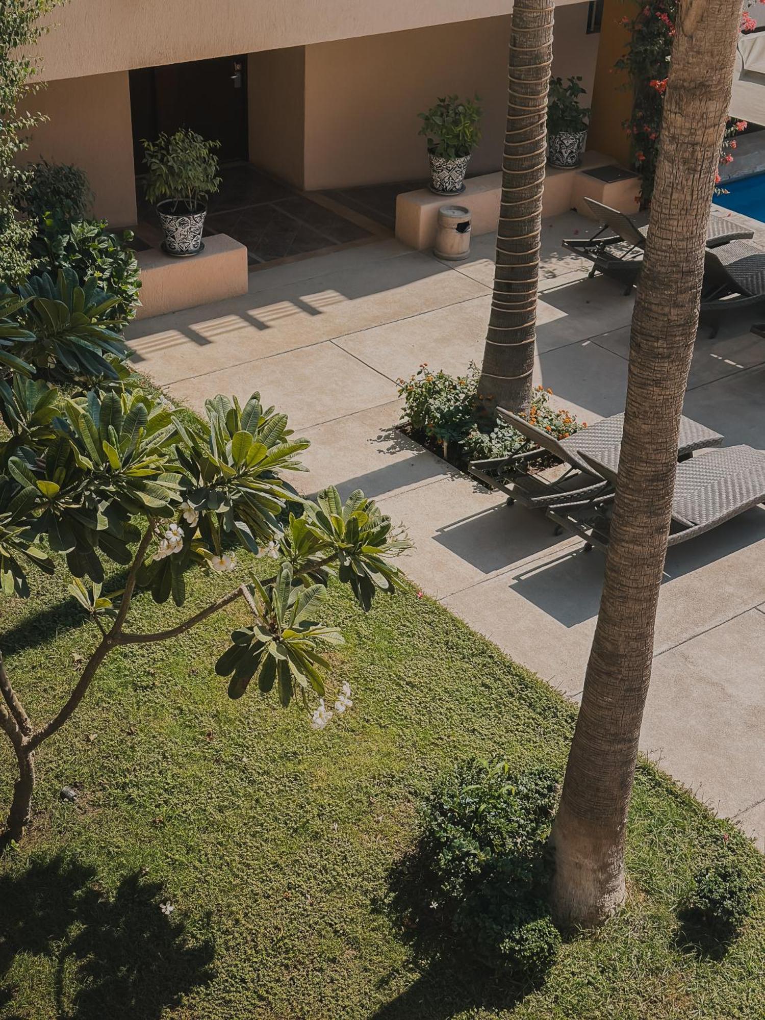 Patios Hotel