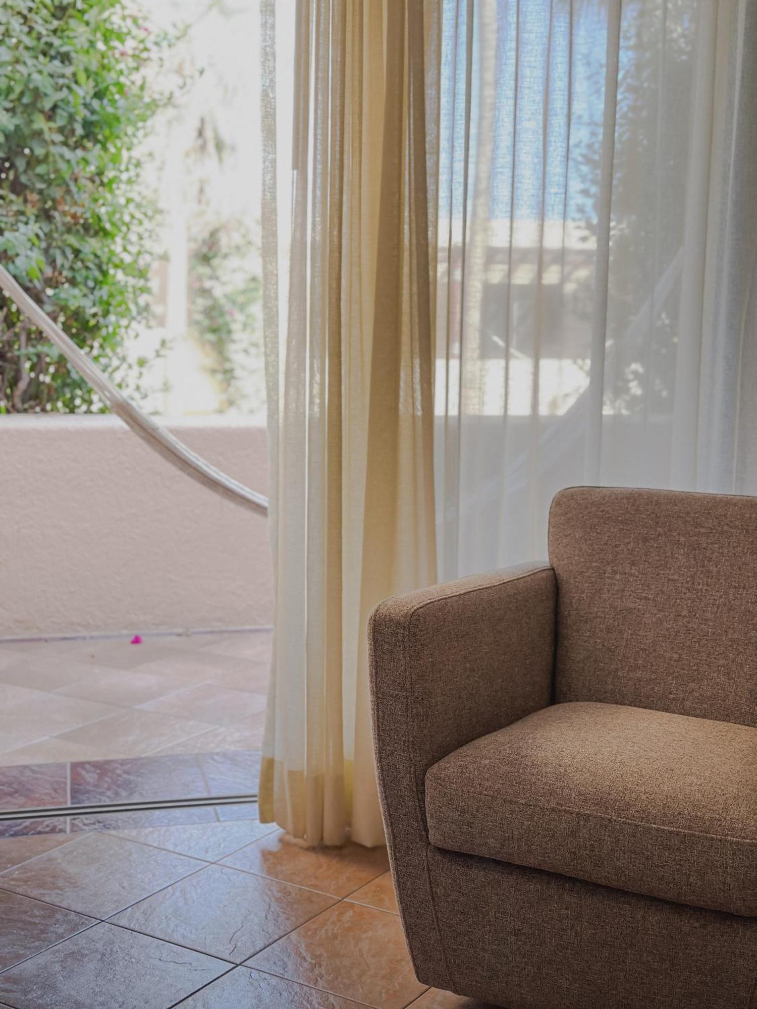 Patios Hotel