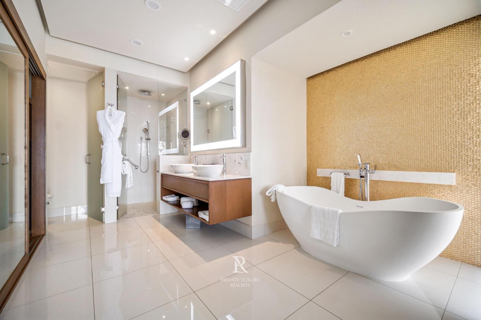 Three Bdr Ocean Front Lockoff - La Valencia Resort Cabo San Lucas
