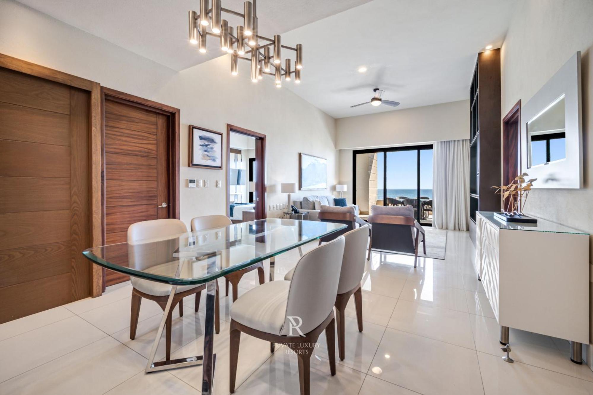 Three Bdr Ocean Front Lockoff - La Valencia *