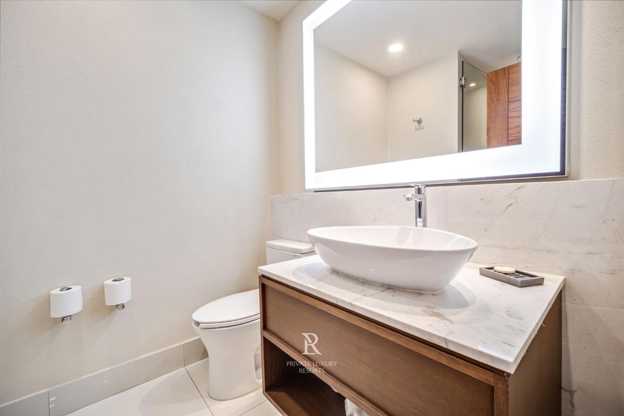 Three Bdr Ocean Front Lockoff - La Valencia * Cabo San Lucas