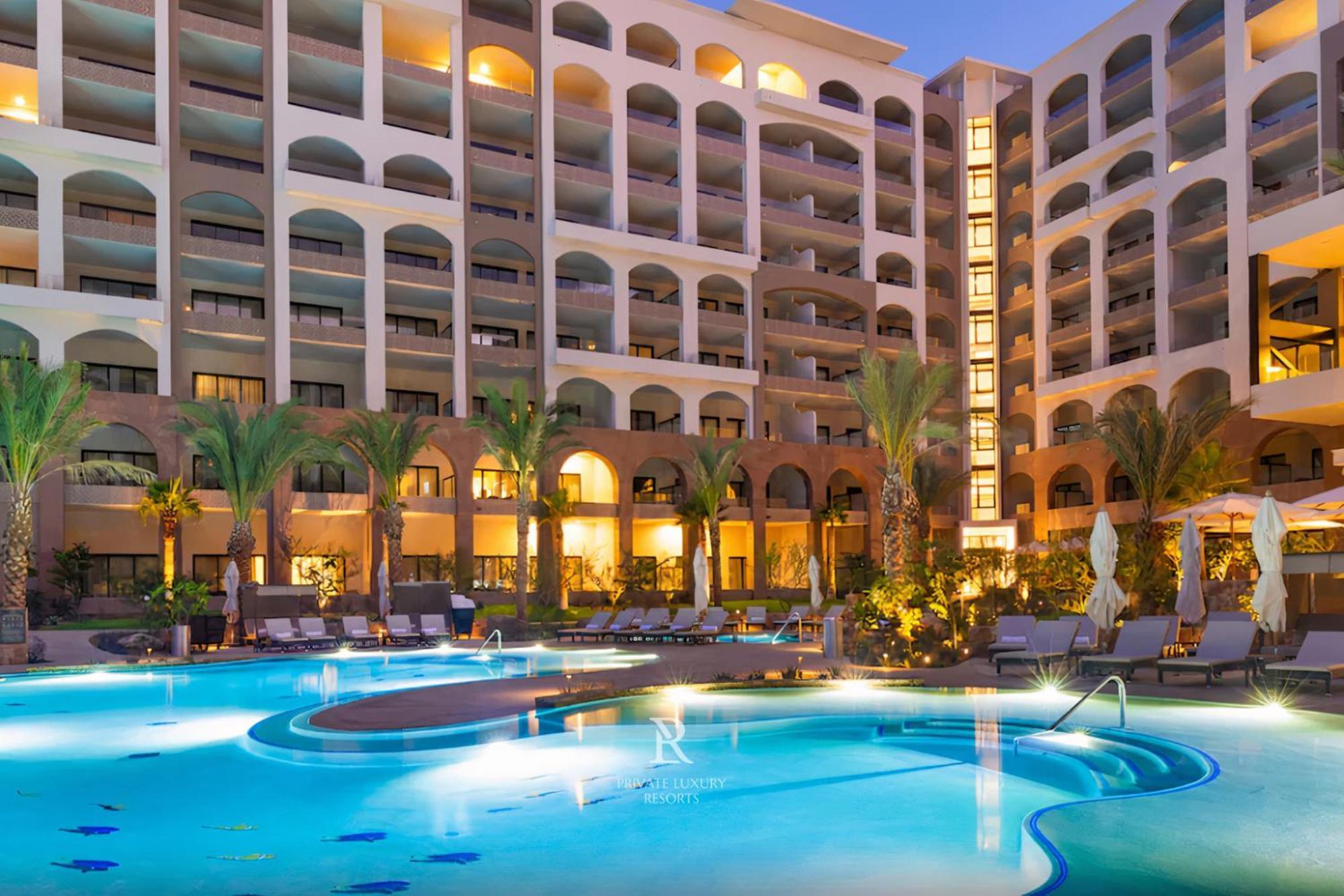 Three Bdr Ocean Front Lockoff - La Valencia Resort *
