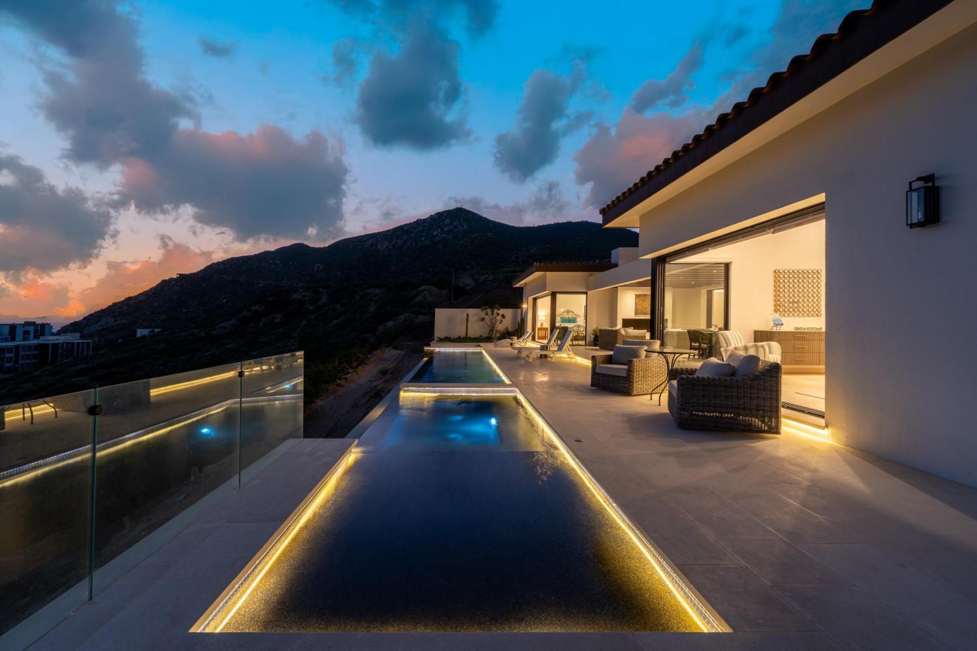 Sublime 4 Bedroom At Quivira, Cabos Villa *