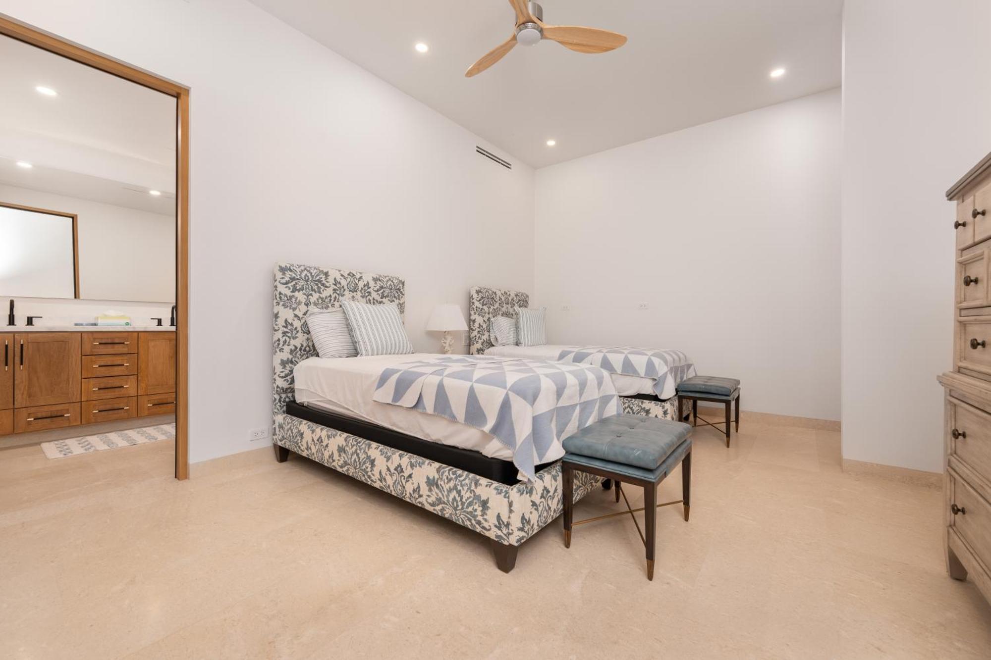 Sublime 4 Bedroom At Quivira, Cabos Villa *