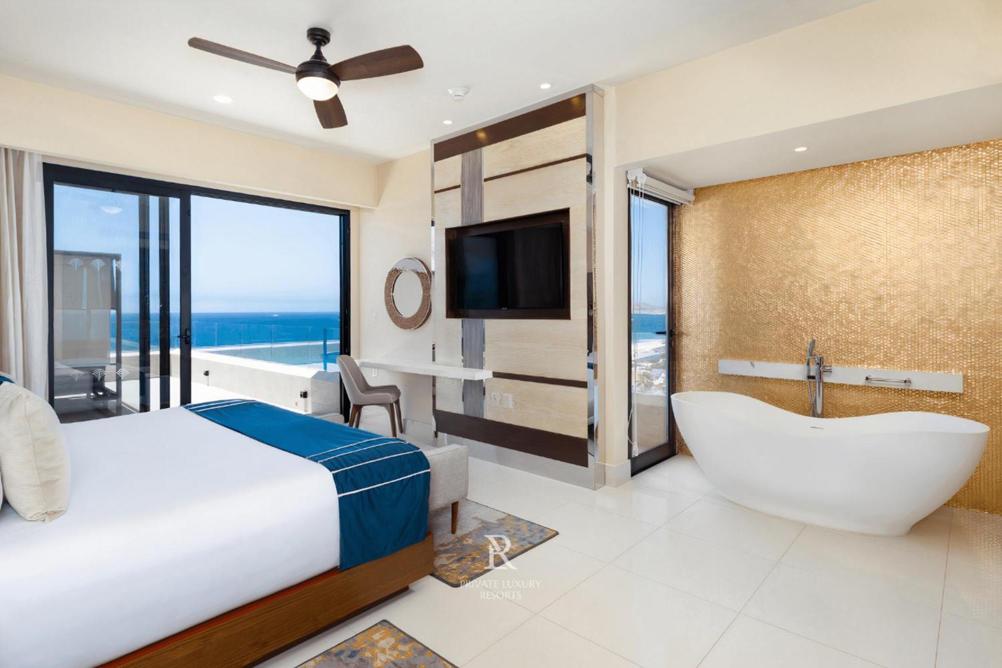 Resort Three Bdr Penthouse Ocean Front-villa La Valencia Cabo San Lucas
