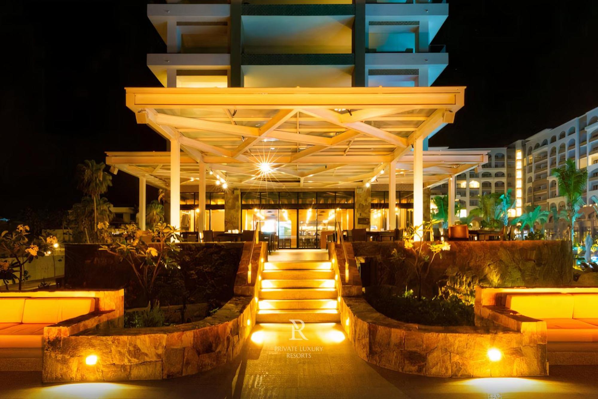 Three Bdr Penthouse Ocean Front-villa La Valencia * Cabo San Lucas
