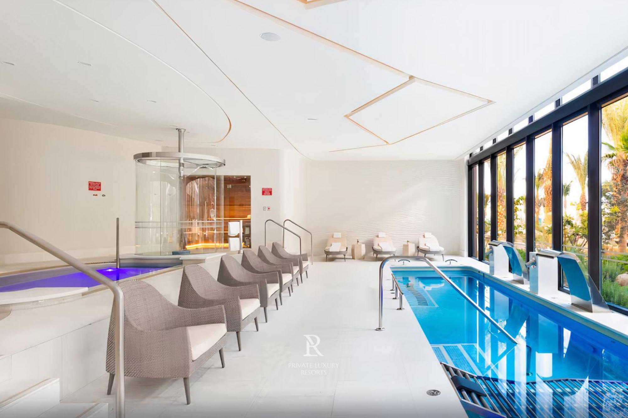 Three Bdr Penthouse Ocean Front-villa La Valencia Resort