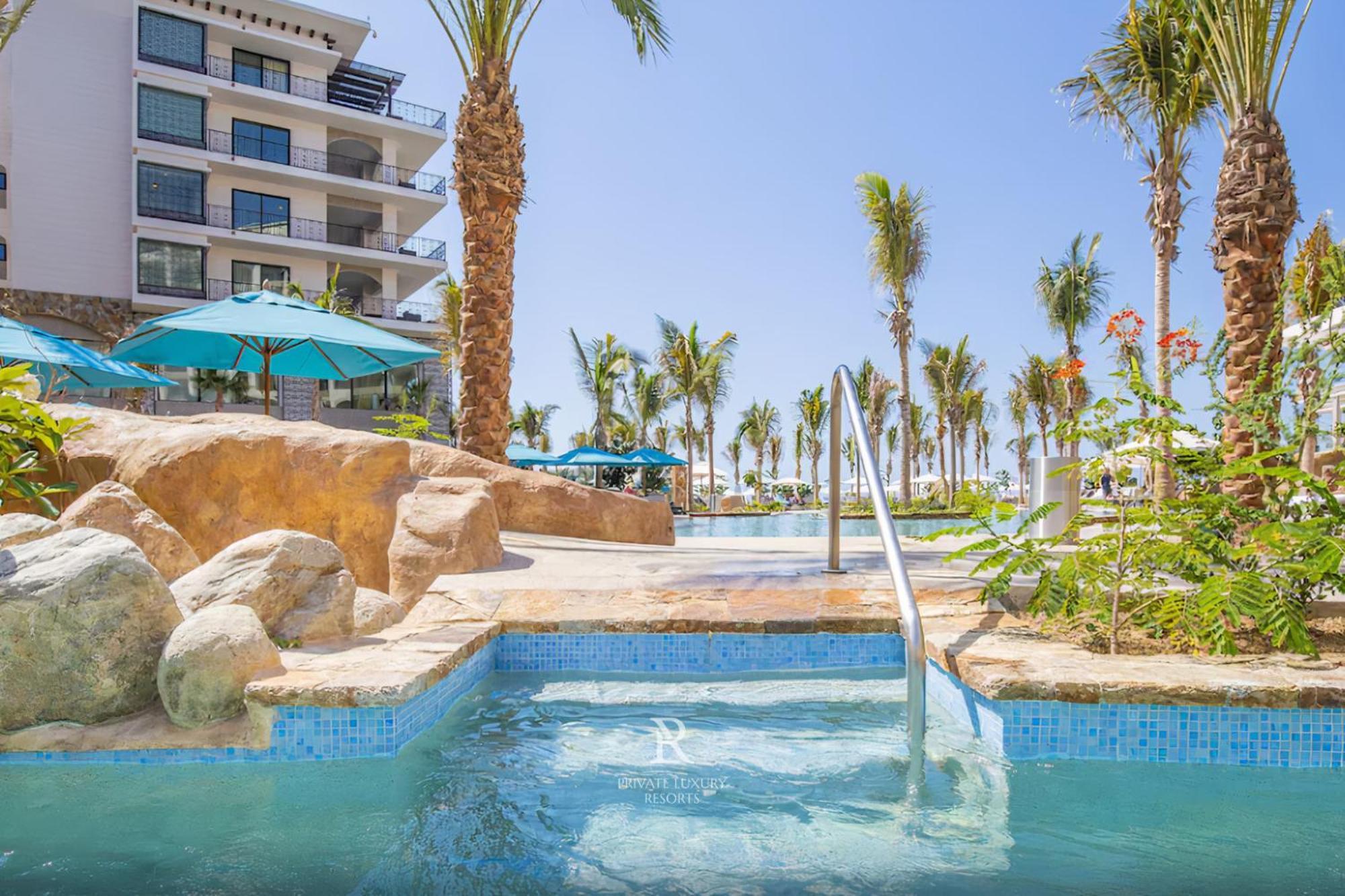 Resort Three Bdr Penthouse Ocean Front-villa La Valencia