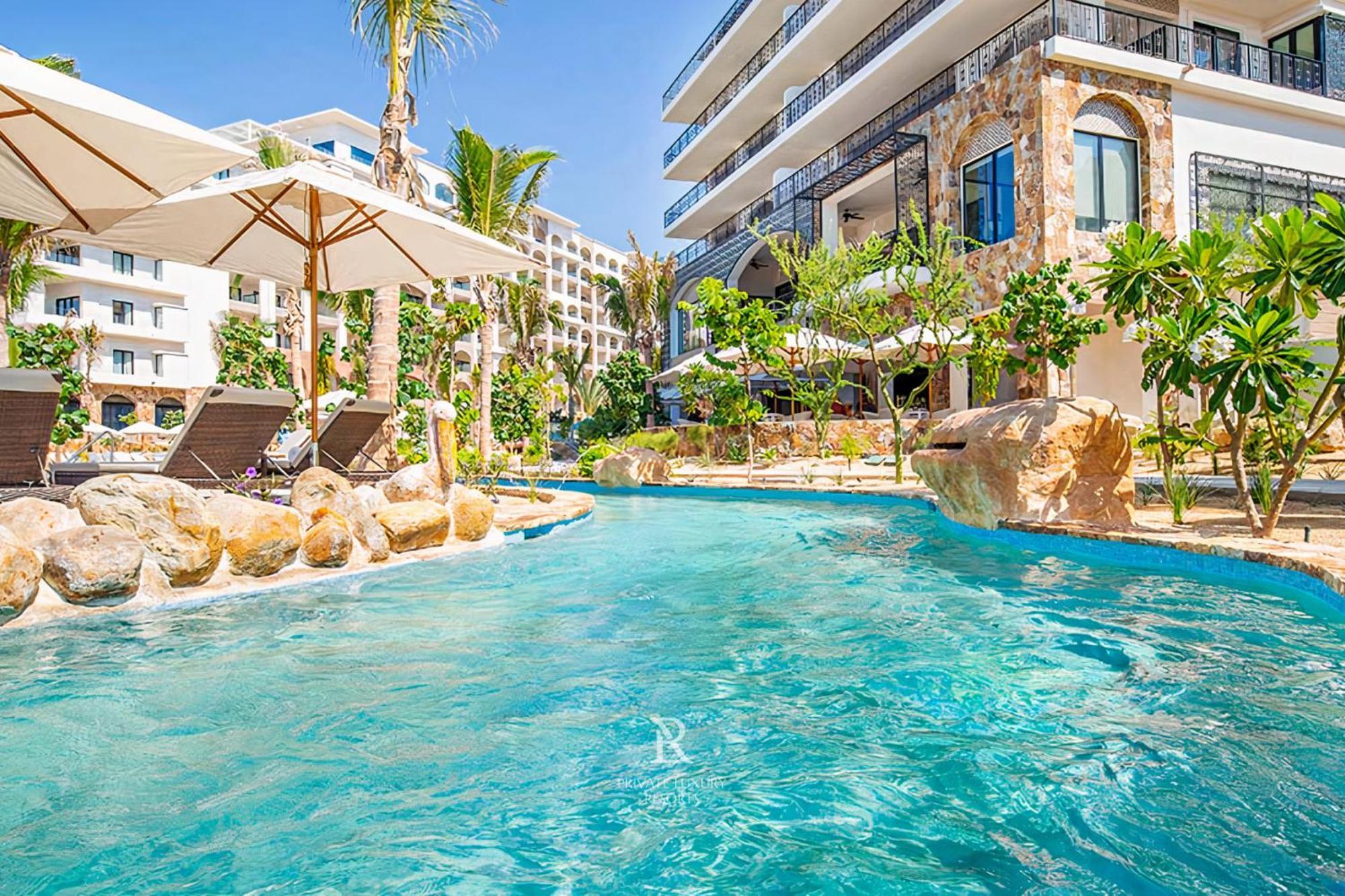 Resort Three Bdr Penthouse Ocean Front-villa La Valencia *