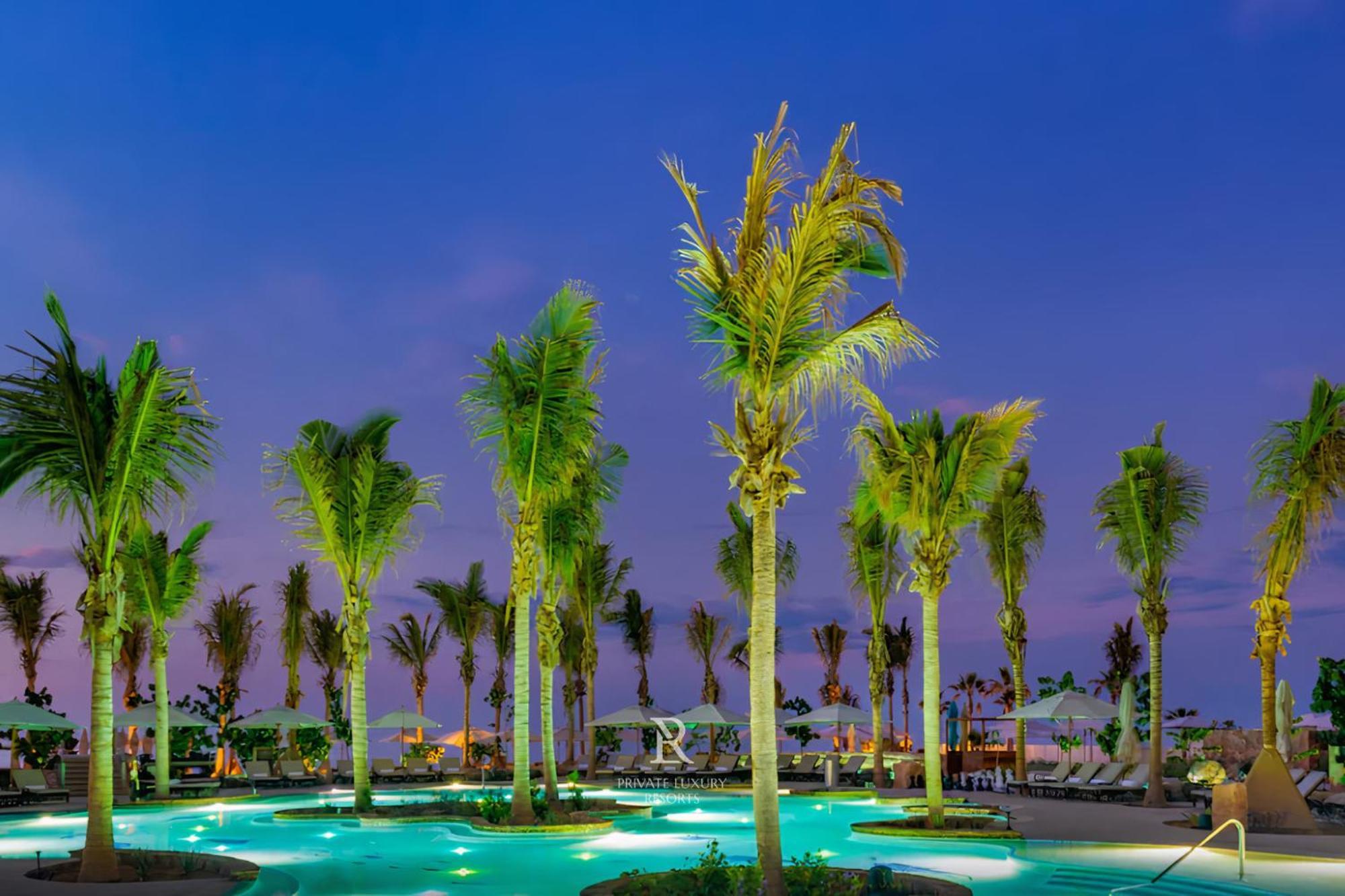 Three Bdr Penthouse Ocean Front-villa La Valencia