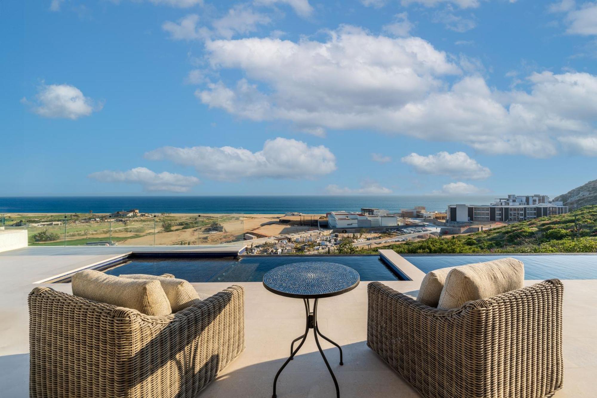 Sublime 4 Bedroom At Quivira, Cabos Villa