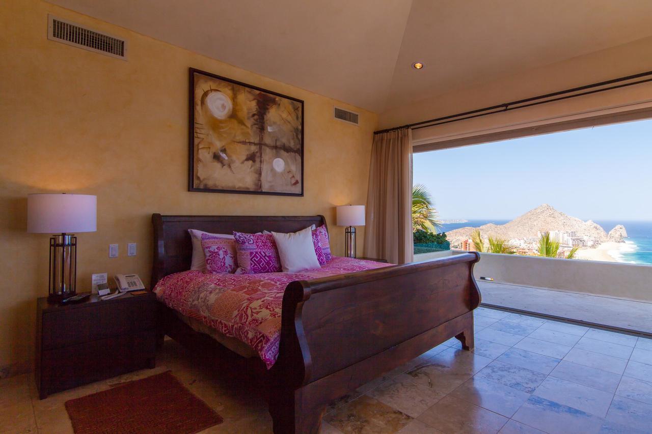 Full Service Stunning Oceanfront At Penasco Villa