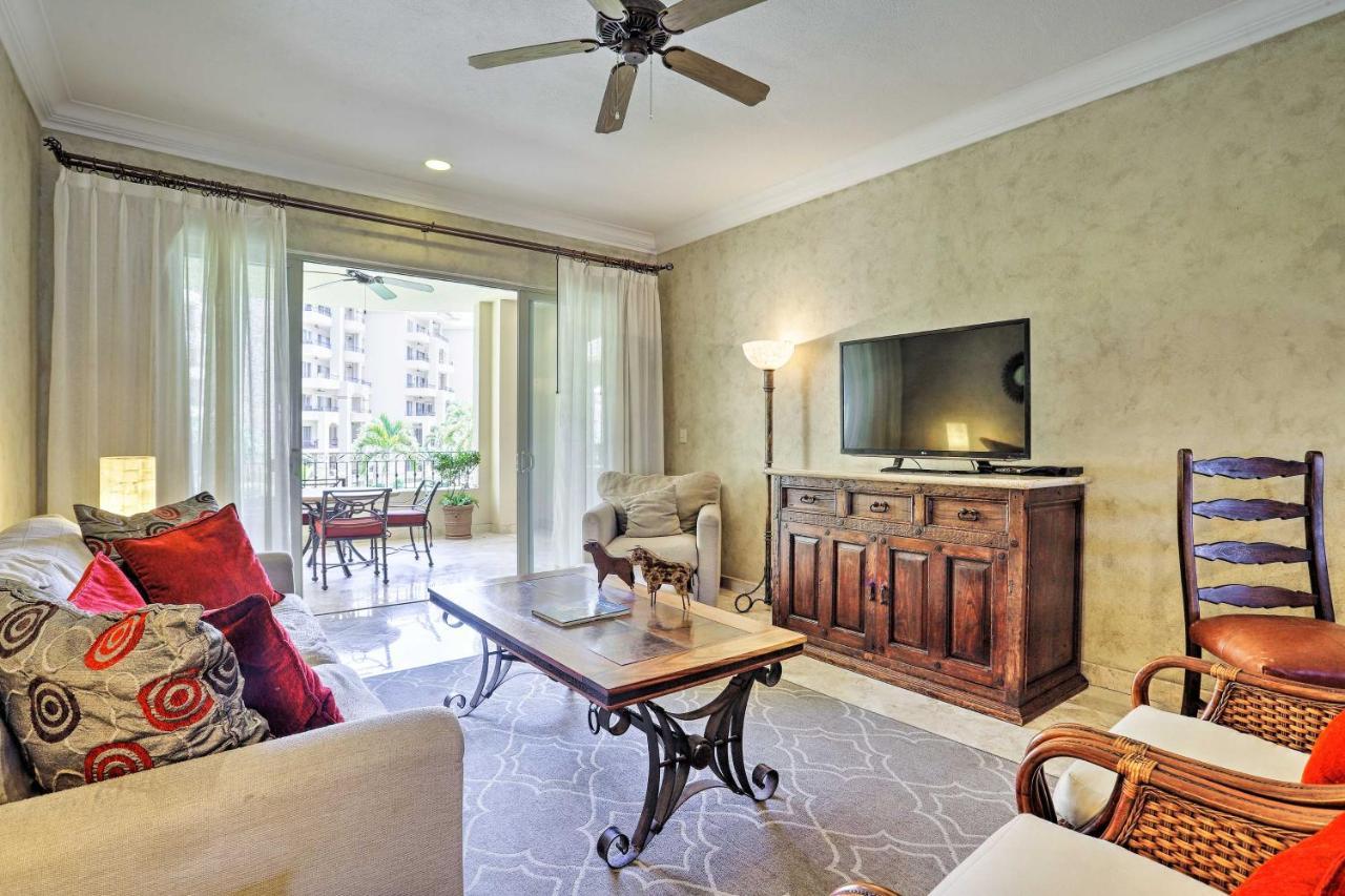 La Pools, Hot Tub, And Balcony Apartment