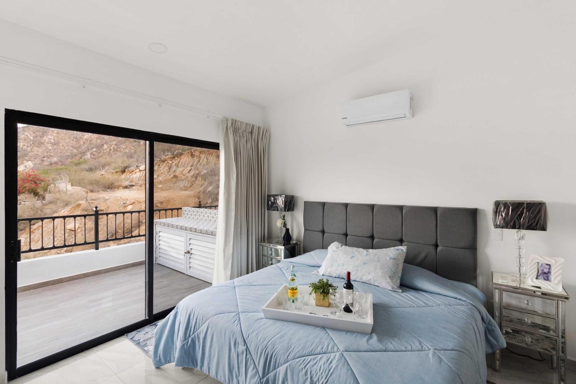 Hotel Collection O Morgan Center, Cabos 5*